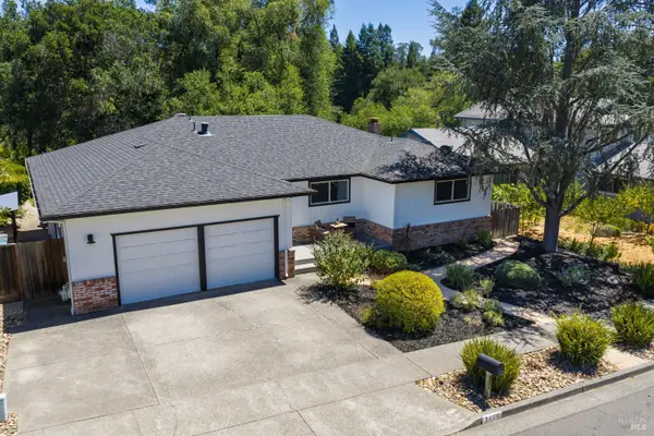 3428 Castlerock Court, Santa Rosa, CA 95404