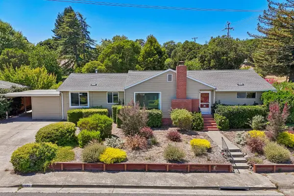 1205 Schuman Lane, Petaluma, CA 94952