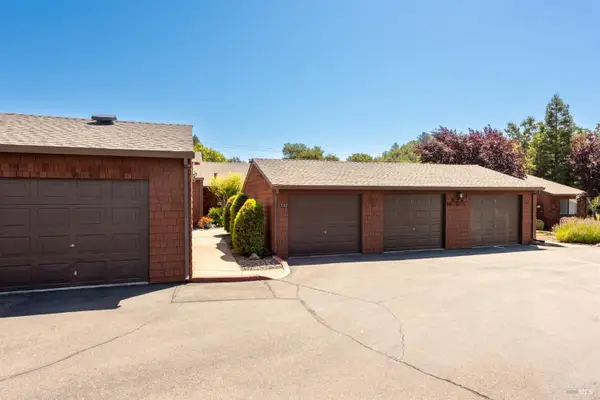 232 Indian Creek Drive, Santa Rosa, CA 95409