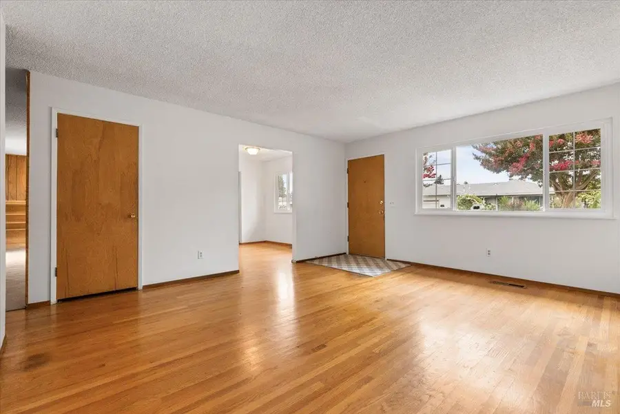 610 Willrush Street, Santa Rosa, CA 95401 - #2