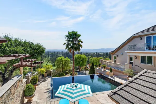 1176 Castle Oaks Drive, Napa, CA 94558
