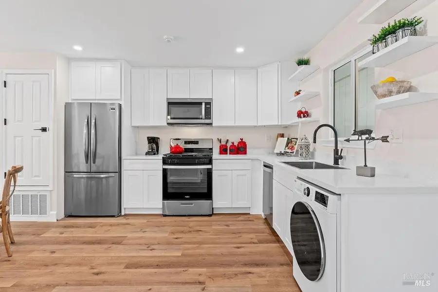 360 March Avenue, Healdsburg, CA 95448 - #3