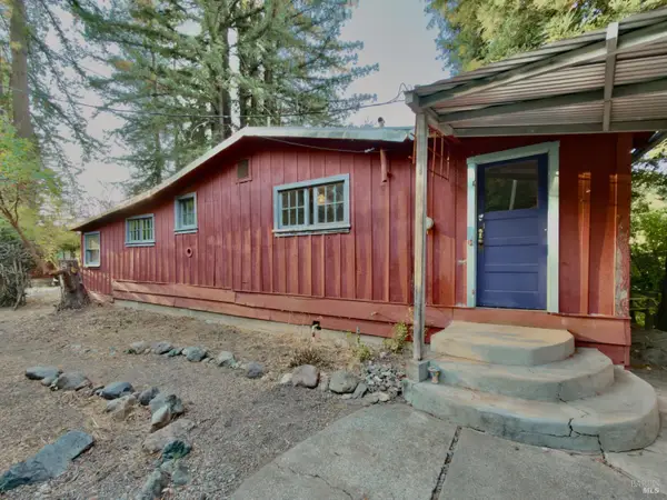 2001 Redwood Drive, Healdsburg, CA 95448