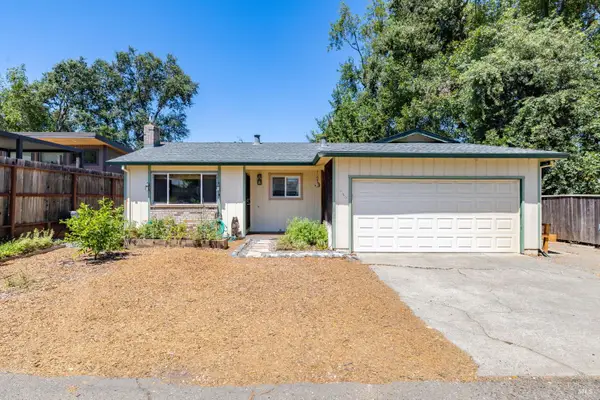 235 N Foothill Boulevard, Cloverdale, CA 95425