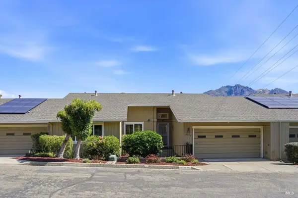 7103 Overlook Drive, Santa Rosa, CA 95409