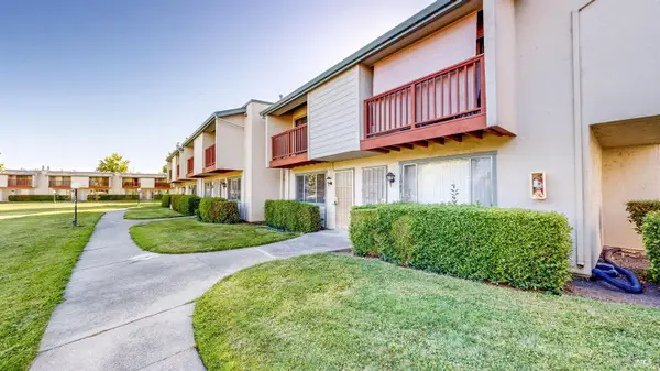 1041 Golf Course Drive, Rohnert Park, CA 94928