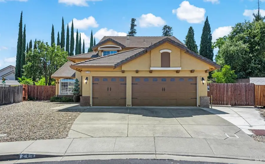 219 Berkshire Court, Vacaville, CA 95687 - #2