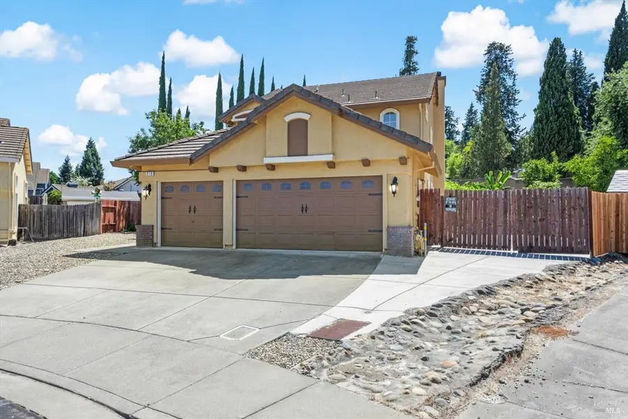 219 Berkshire Court, Vacaville, CA 95687 - #3