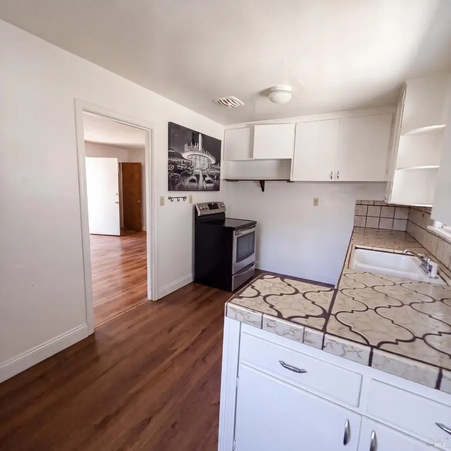 390 S Orchard Avenue, Ukiah, CA 95482 - #3
