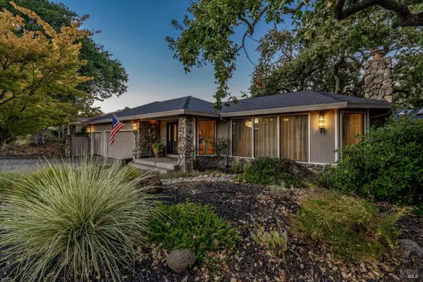 10 Skycrest Way, Napa, CA 94558