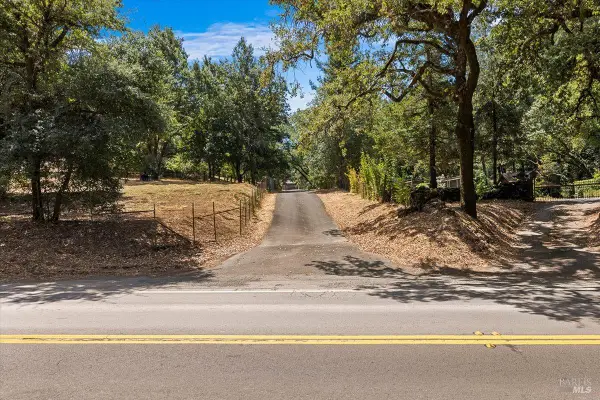 7250 Hwy 116 Highway, Forestville, CA 95436