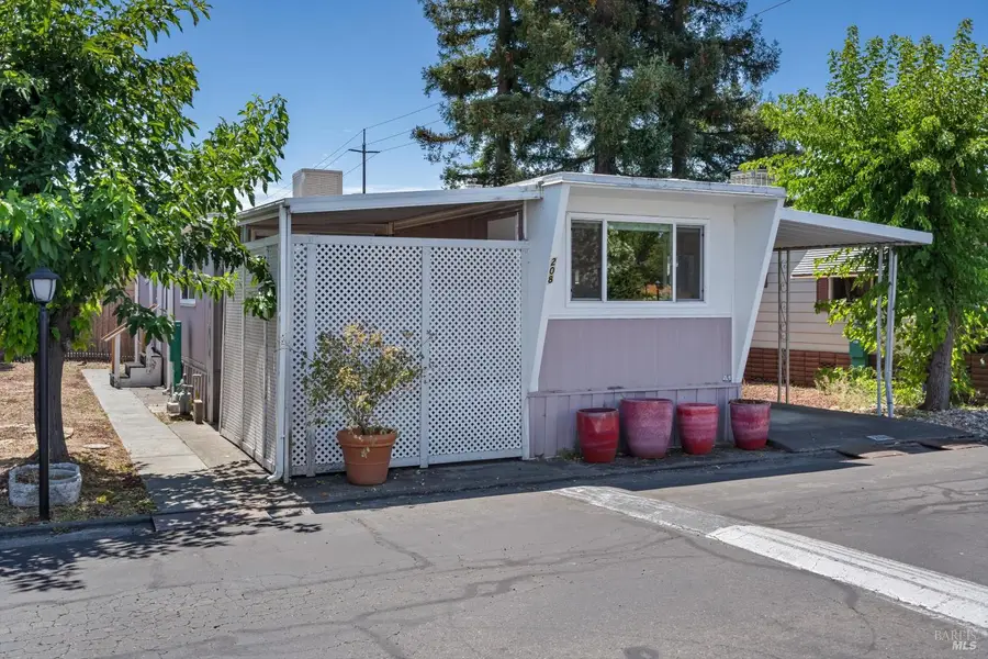 208 Aileen Avenue, Santa Rosa, CA 95407 - #2