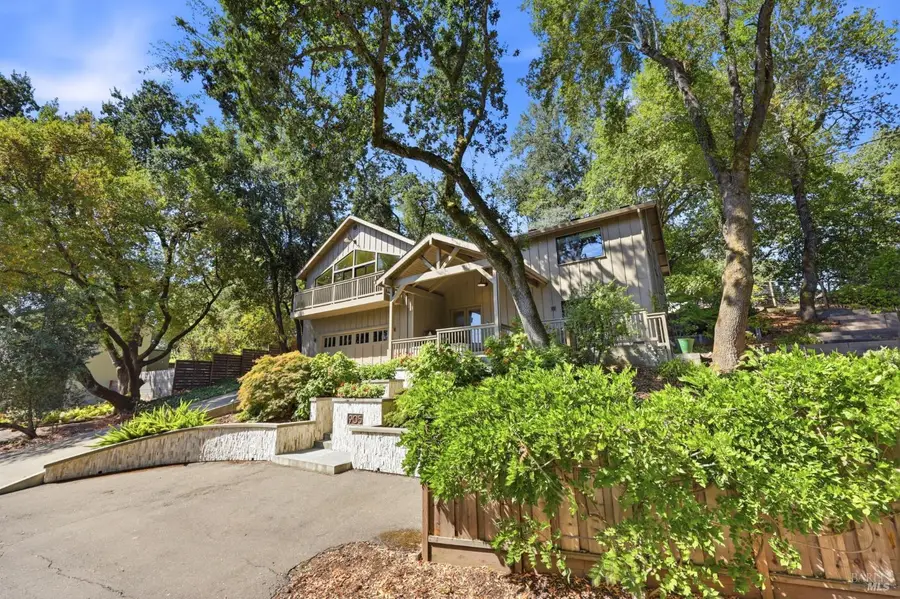 905 Robertson Road, Glen Ellen, CA 95442 - #2