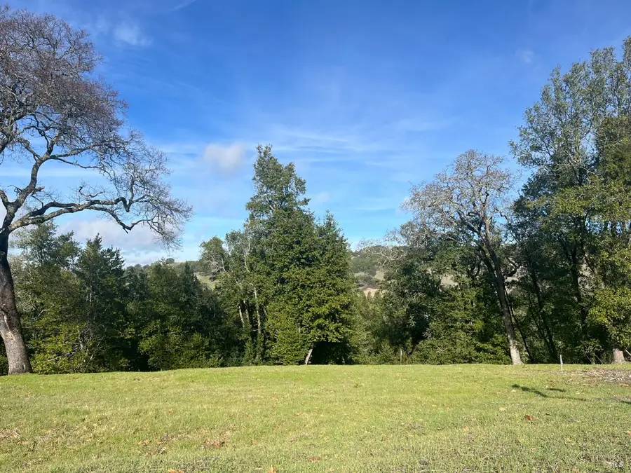 6057 Hyland Way, Penngrove, CA 94951 - #2