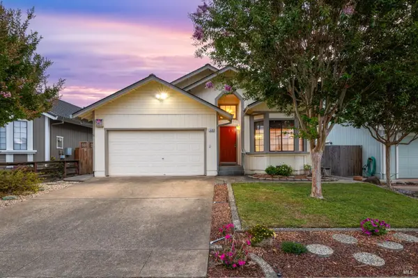 1409 Magnolia Avenue, Rohnert Park, CA 94928