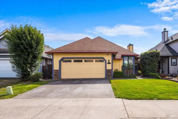 2158 Rachel Drive, Santa Rosa, CA 95401