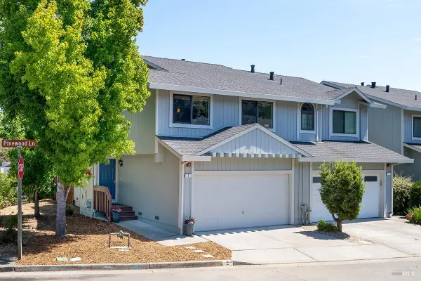 2 Pinewood Lane, Novato, CA 94947