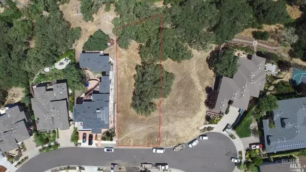 5981 Vista Ridge, Santa Rosa, CA 95409