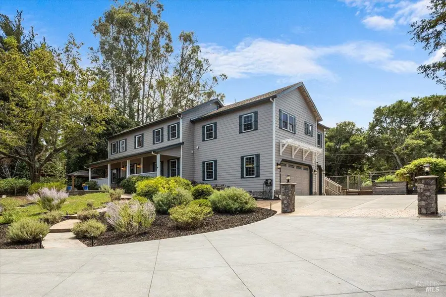 2460 Pleasant Hill Road, Sebastopol, CA 95472 - #2