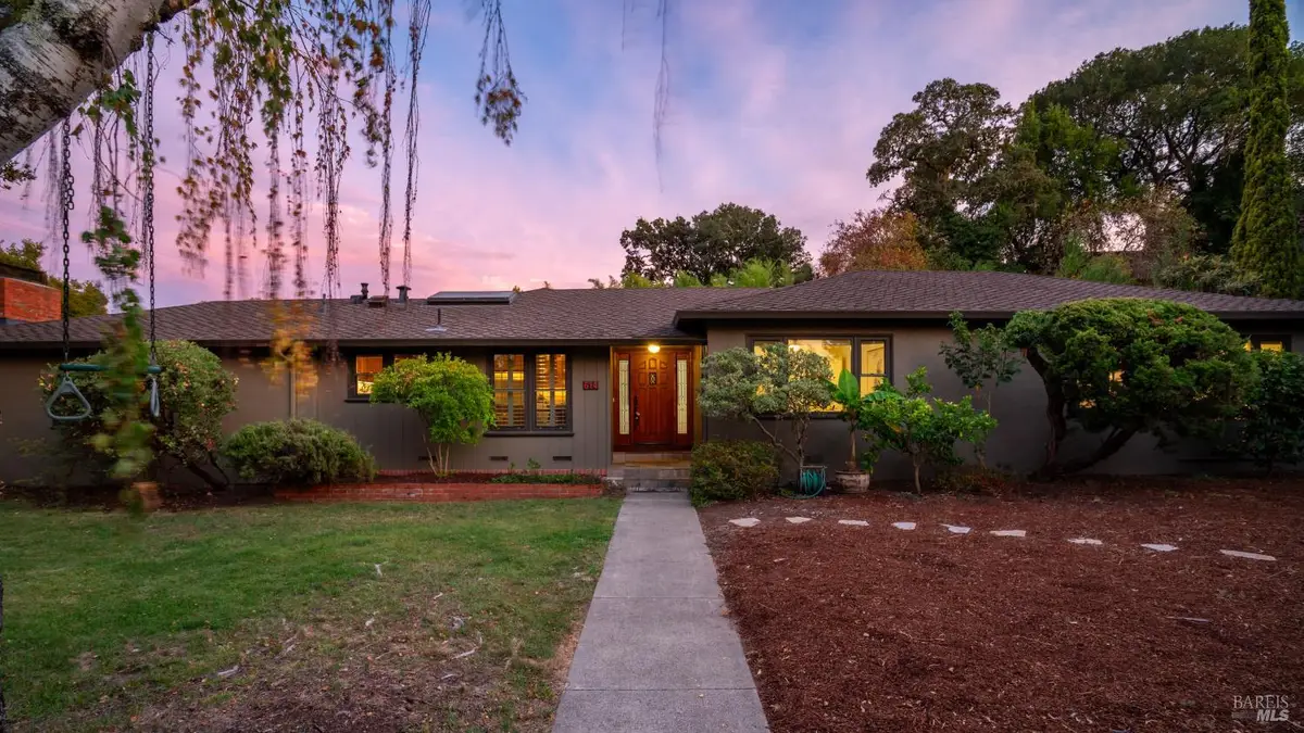 614 Deer Valley Court, Petaluma, CA 94952 - #1