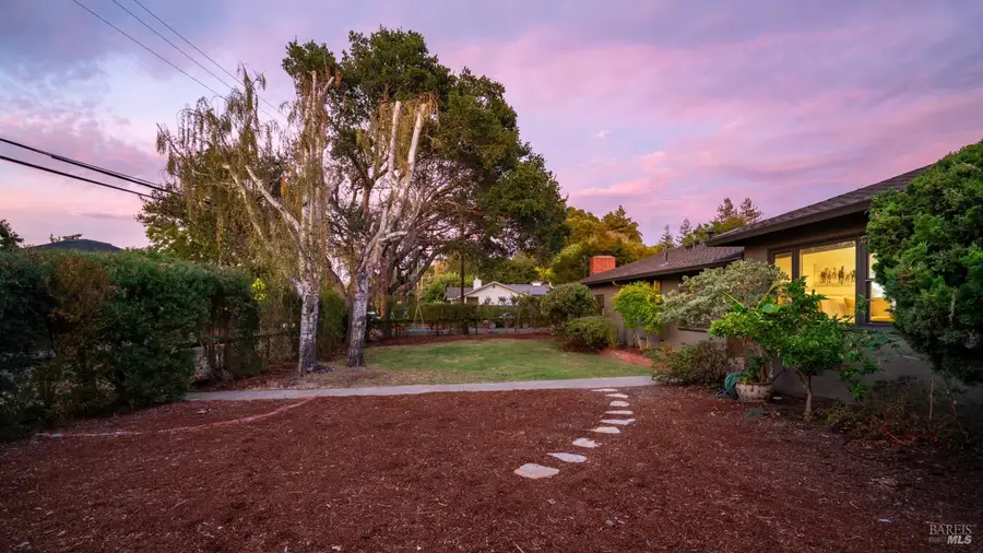 614 Deer Valley Court, Petaluma, CA 94952 - #3