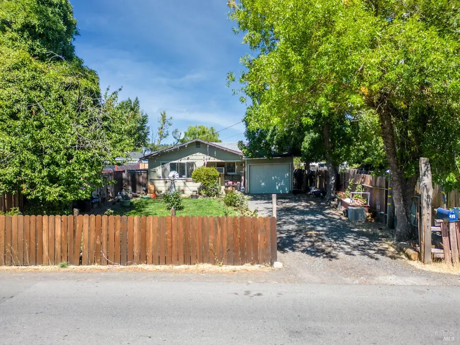 490 Della Avenue, Willits, CA 95490 - #2