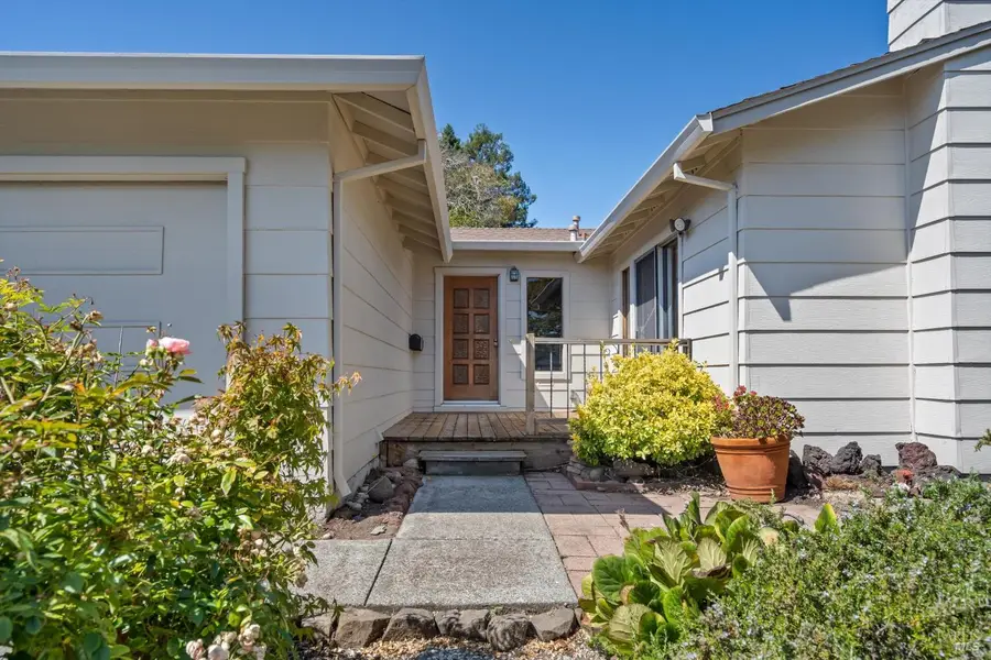 7555 Beverly Drive, Rohnert Park, CA 94928 - #2