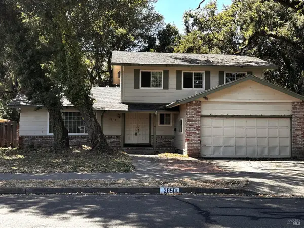 2850 Creekside Road, Santa Rosa, CA 95405