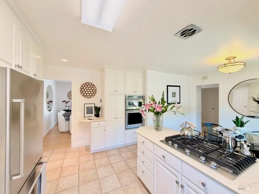 44 Robinhood Drive, San Rafael, CA 94901 - #3