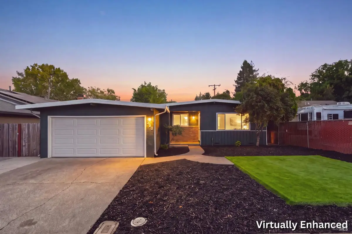 285 Hemlock Street, Vacaville, CA 95688 - #1