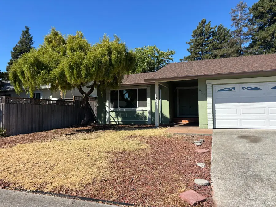 913 Crinella Drive, Petaluma, CA 94954 - #3