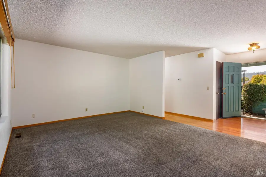 6830 Montecito Court, Santa Rosa, CA 95409 - #3