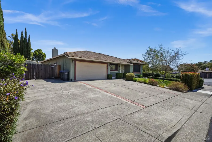3299 Mustang Circle, Fairfield, CA 94533 - #2
