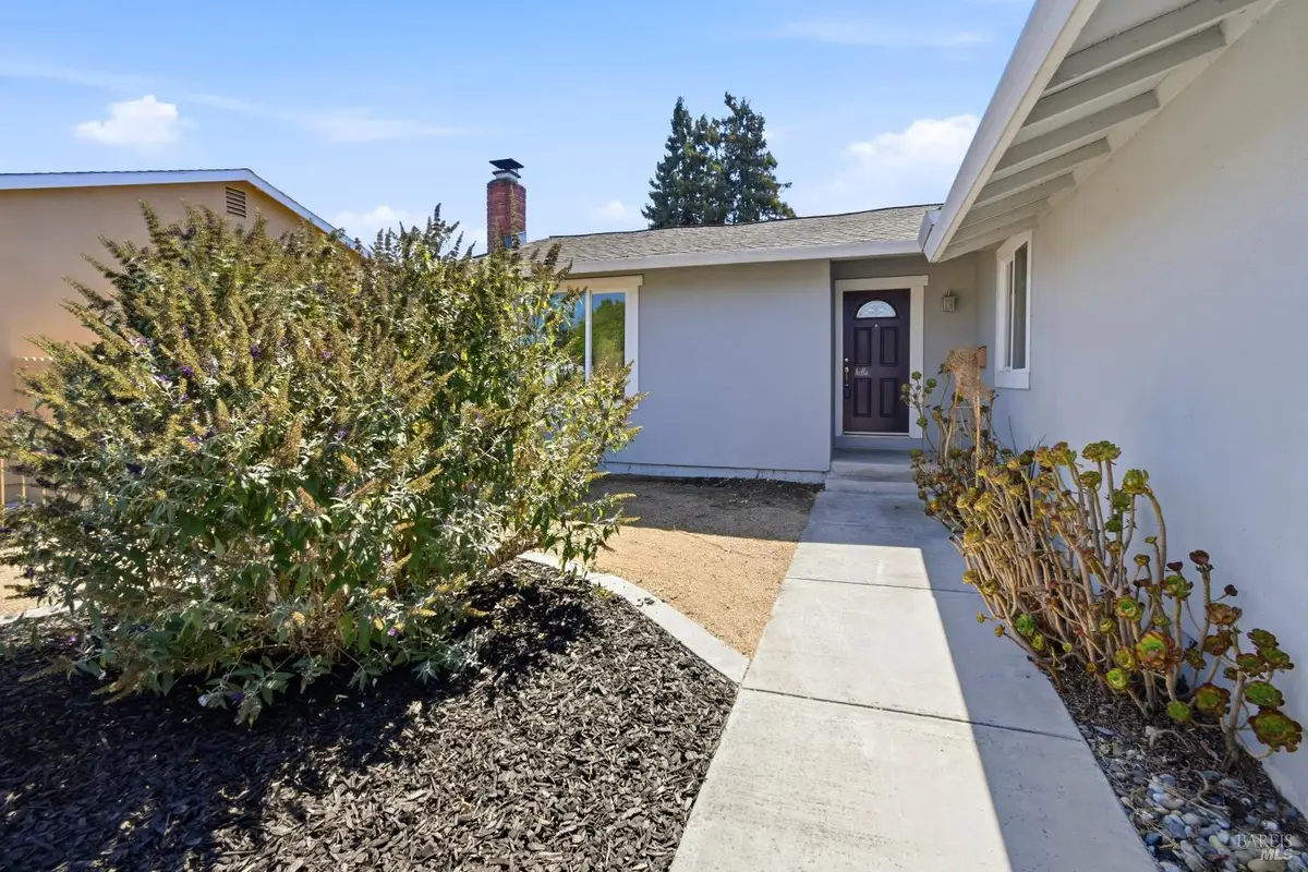 880 Crinella Drive, Petaluma, CA 94954 - #1