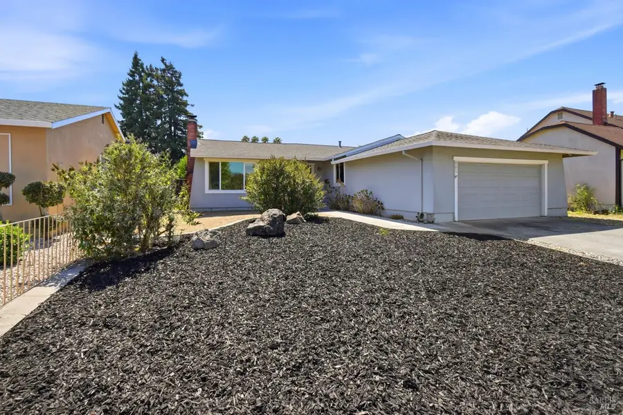 880 Crinella Drive, Petaluma, CA 94954 - #2