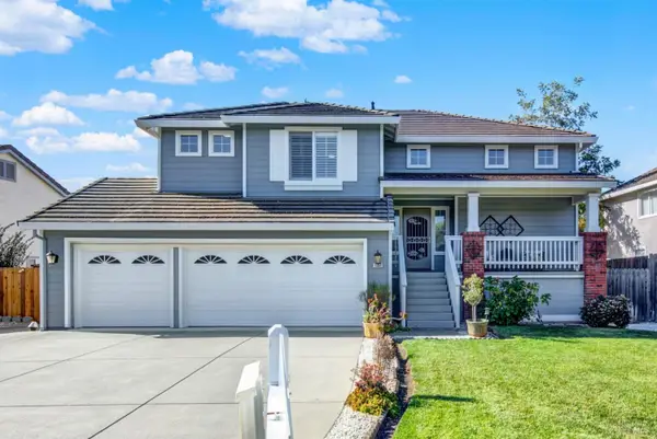 1084 Creekside Drive, Vacaville, CA 95687
