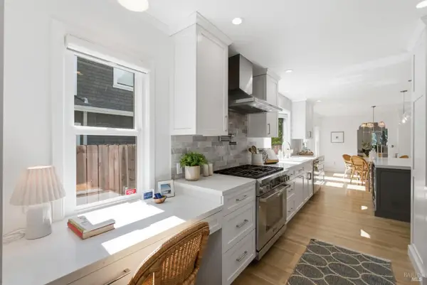 19 Sais Avenue, San Anselmo, CA 94960