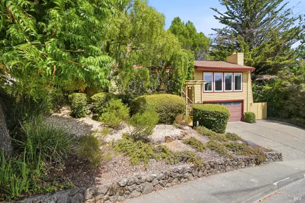 10 Viscaino Way, San Rafael, CA 94903