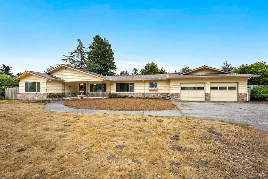 410 E Railroad Avenue, Cotati, CA 94931 - #2