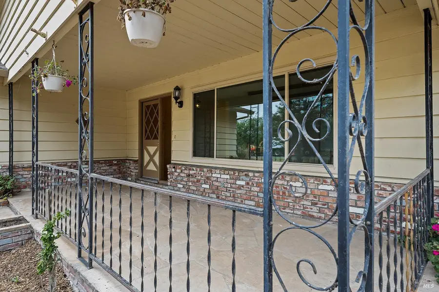 410 E Railroad Avenue, Cotati, CA 94931 - #3