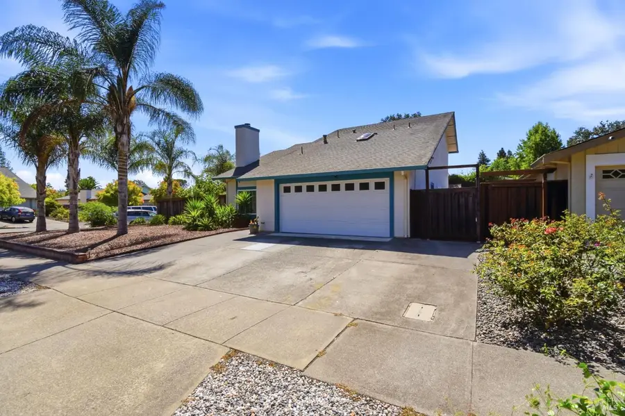 2432 San Sebastian Avenue, Santa Rosa, CA 95401 - #3