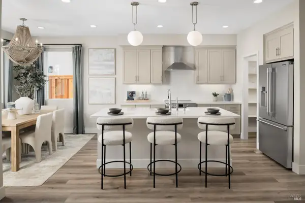 1538 Alegra Street, Santa Rosa, CA 95403