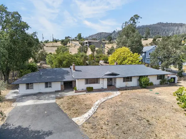 873 Wildwood Trail, Santa Rosa, CA 95409