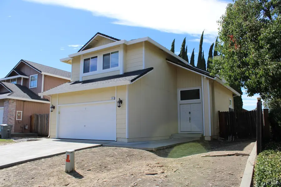 200 Jason Way, Vacaville, CA 95687 - #2