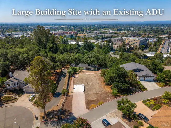 3389 Lake Park Court, Santa Rosa, CA 95403