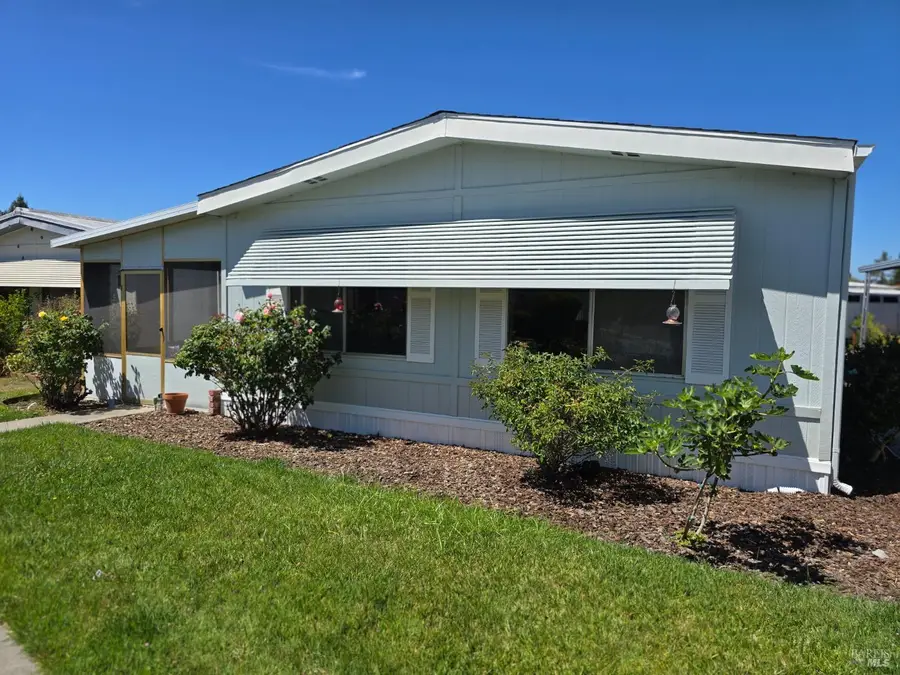 246 Parque Cabana, Rohnert Park, CA 94928 - #2