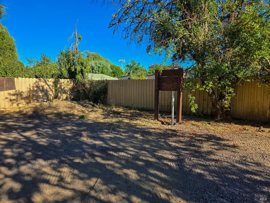 103 E Oak Street, Willits, CA 95490 - #3