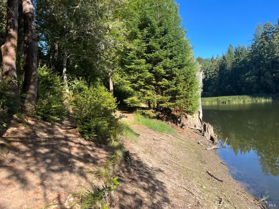 2114 Poppy Lane, Willits, CA 95490 - #3
