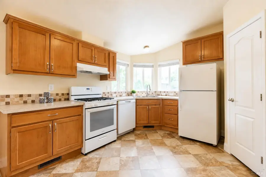 61 Shamrock Circle, Santa Rosa, CA 95403 - #2