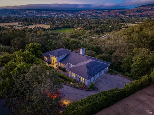 26 Old Coach Road, Napa, CA 94558